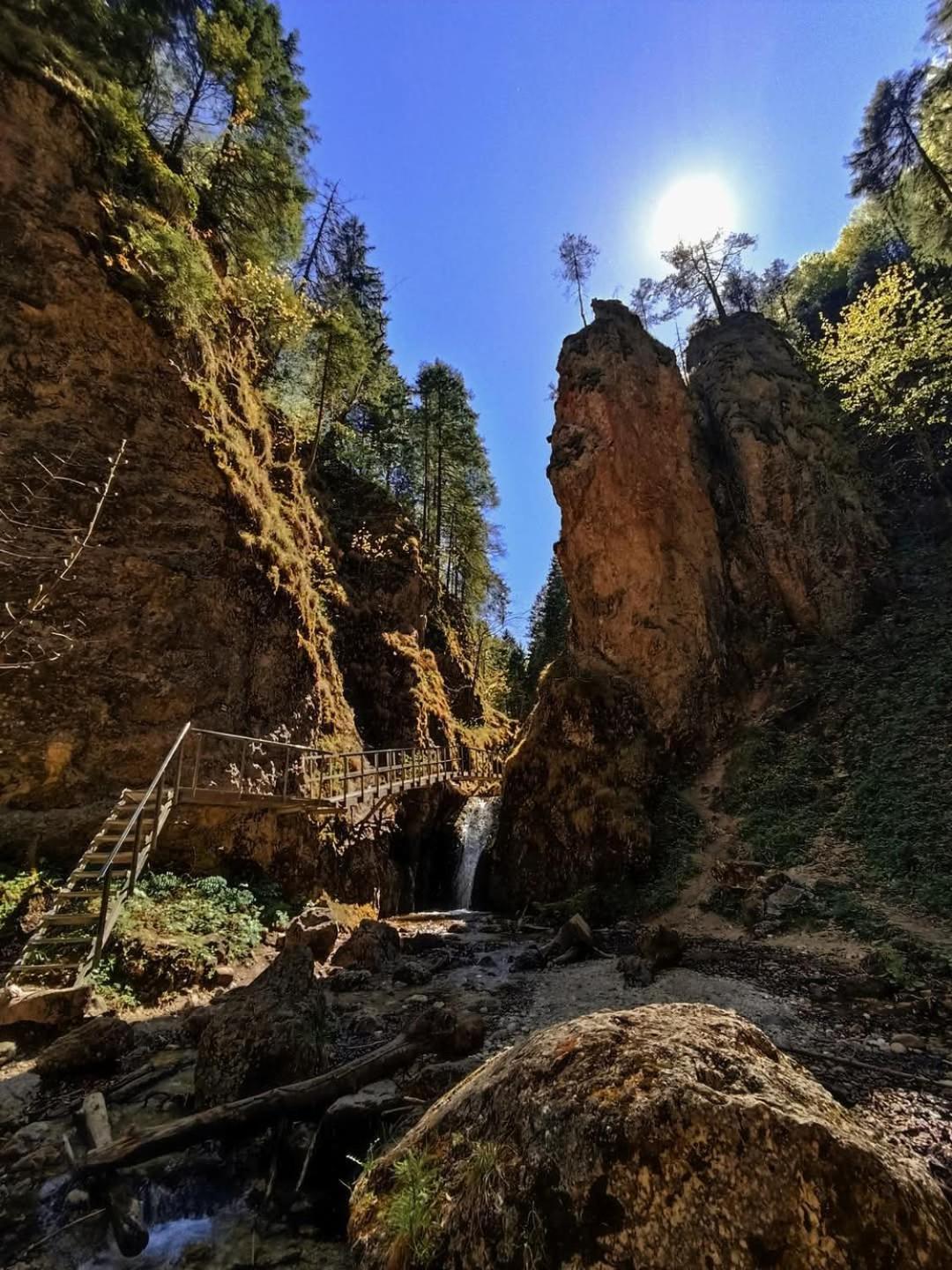 Penzion Zazrifka Zázrivá エクステリア 写真